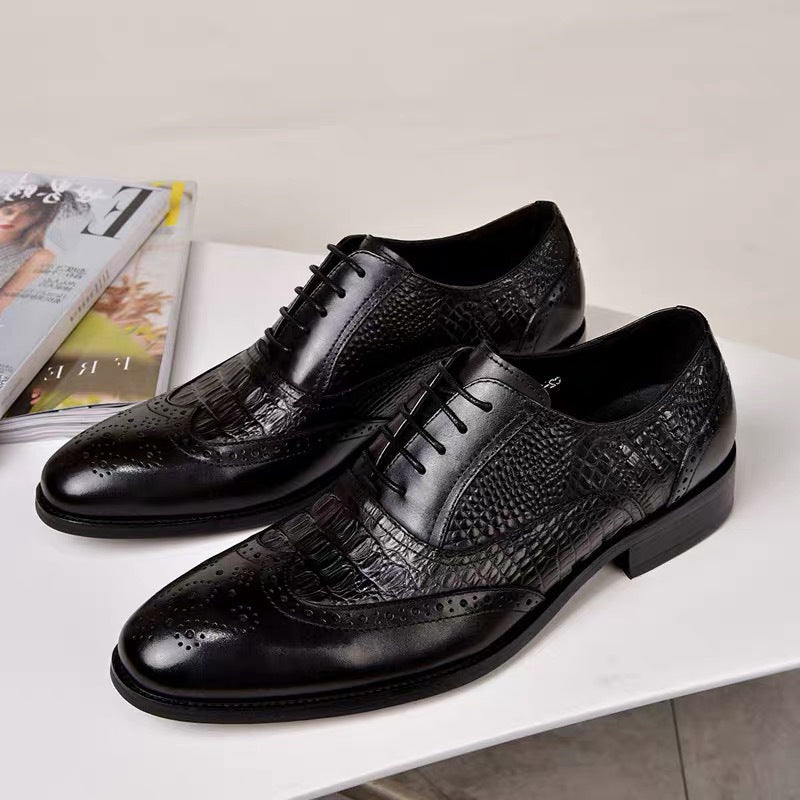 Textured Leather Oxford Shoes with Lace-Up Closure