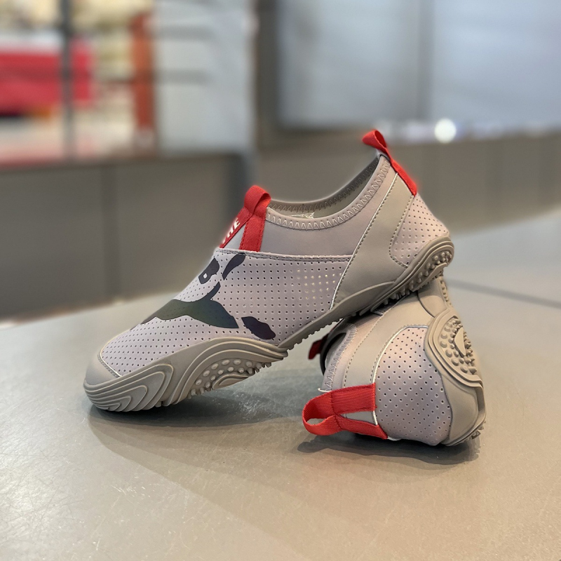 Lightweight Breathable Slip On Sneaker