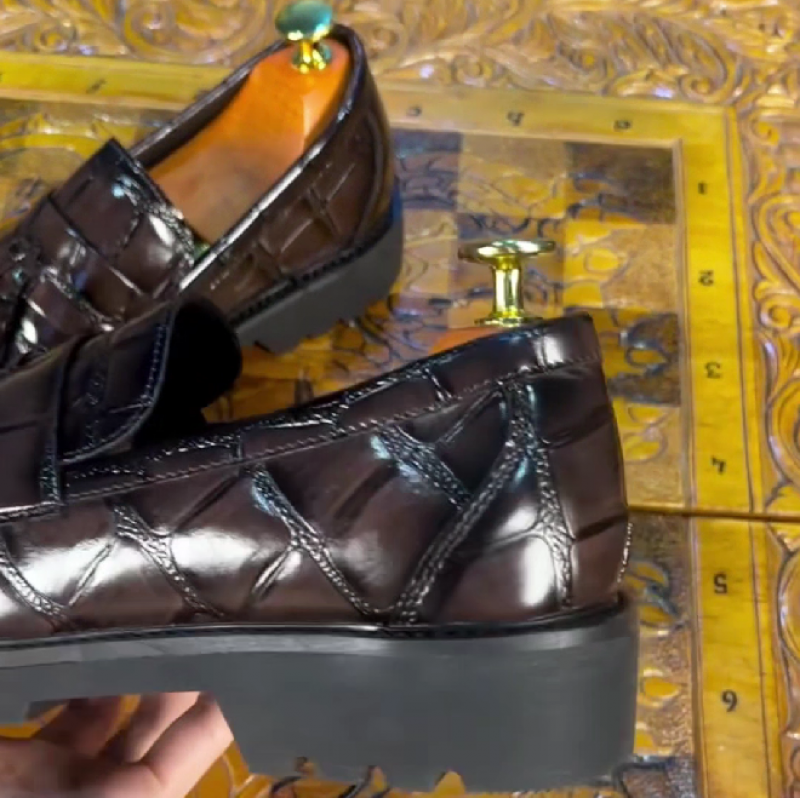 Men's Brown Crocodile Tassel Loafers