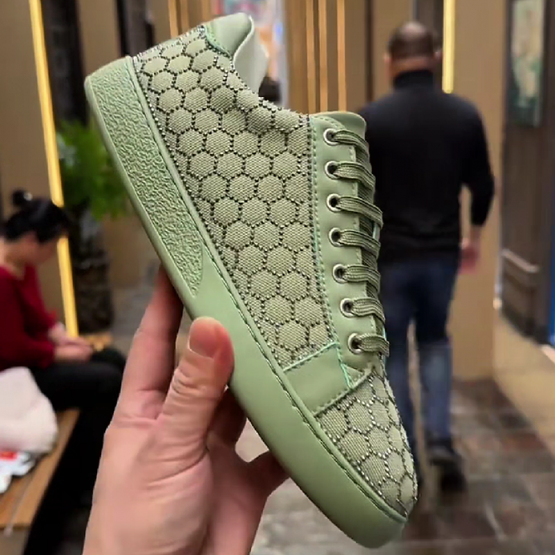 Men's Hexagonal Pattern Lace Up Sneakers