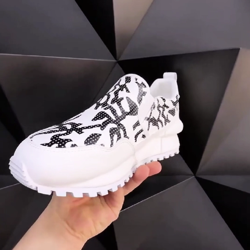 Men's Patterned Slip-On Sneakers with Textured Sole