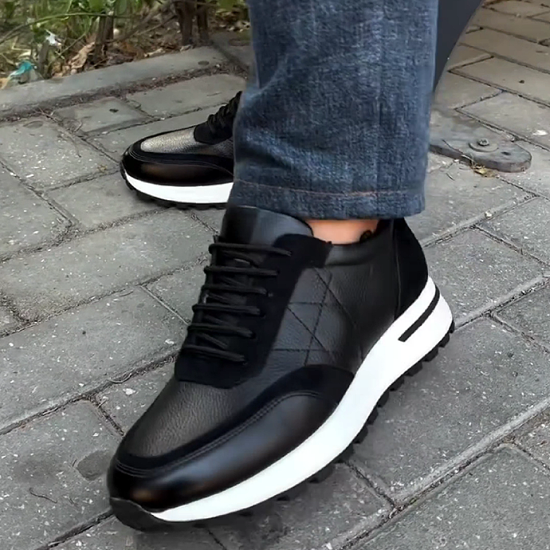 Men's Leather Sneakers with Contrast Sole Design