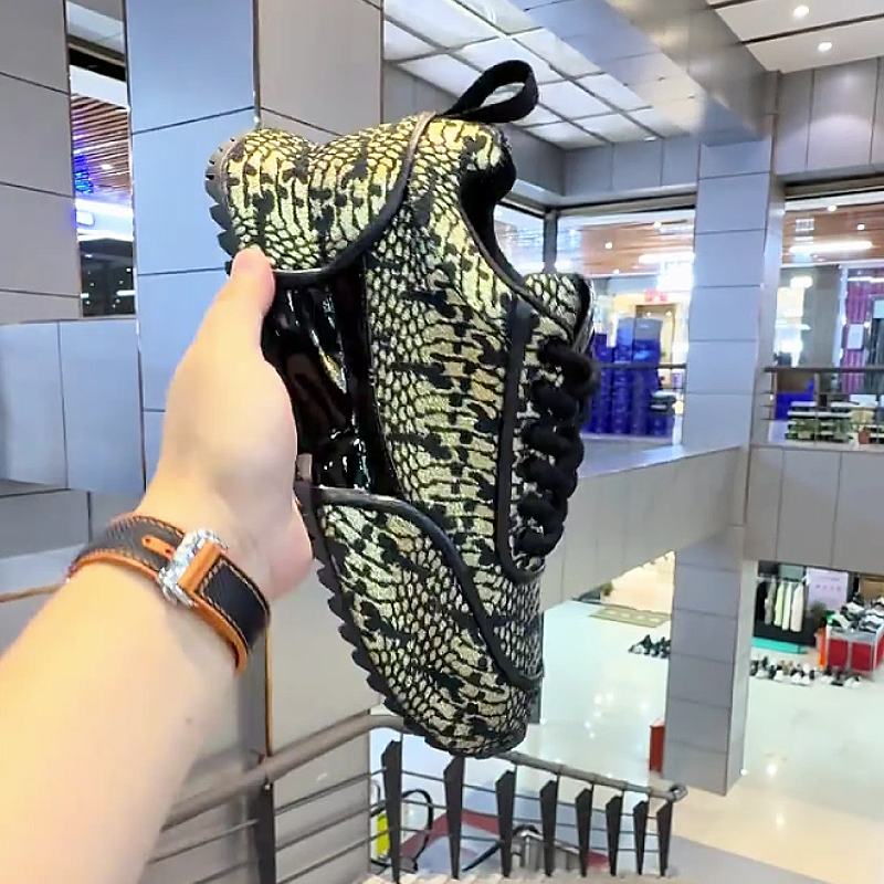 Men's Patterned Lace-Up Comfortable Sneakers