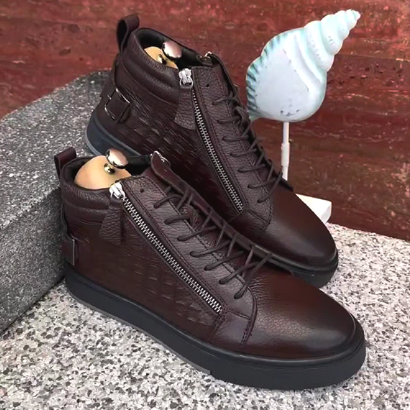 Textured Zipper Leather Boots