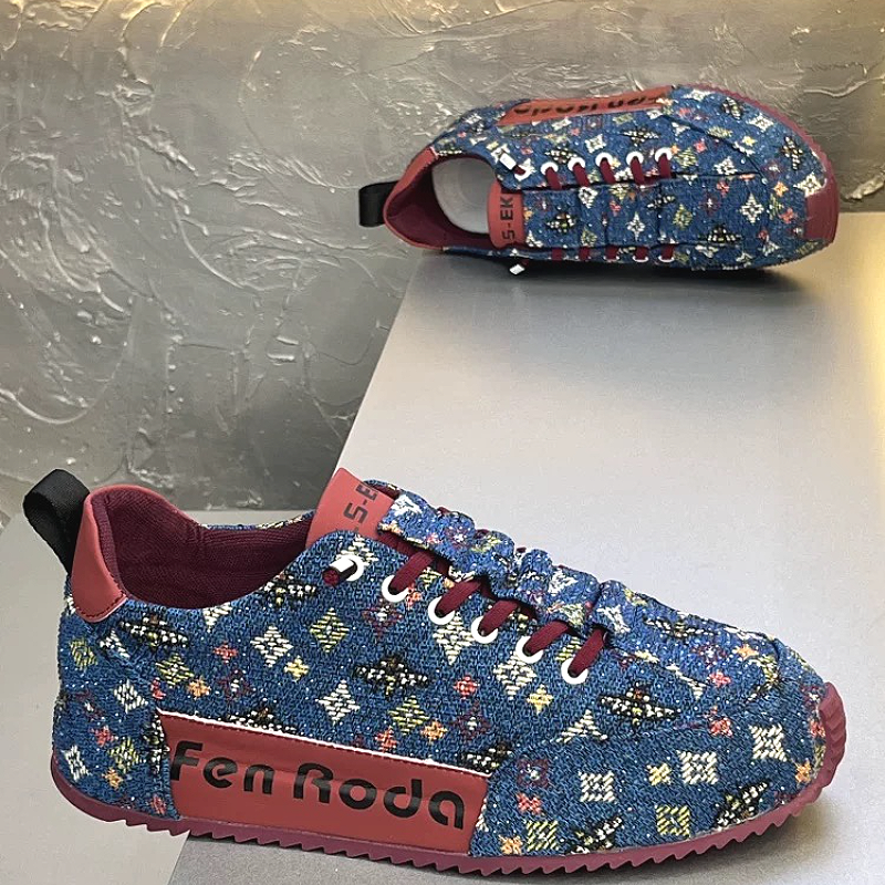 Men's Patterned Lace-Up Casual Sneakers with Comfort Sole