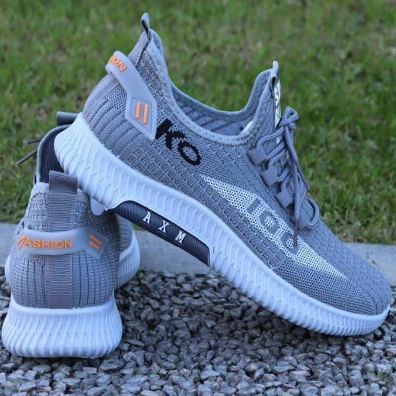 Mesh Running Shoes with Reflective Details