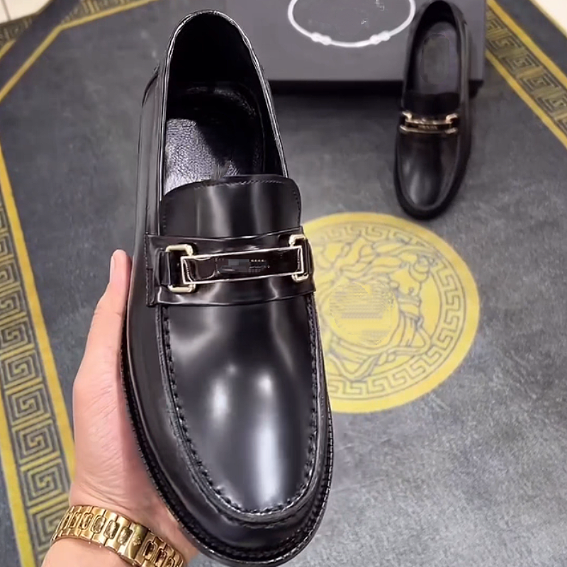 Men's Leather Loafers with Metal Buckle Strap