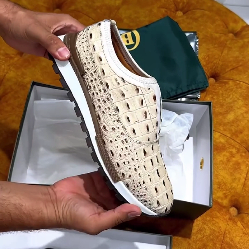 Men's Breathable Slip-On Casual Walking Shoes