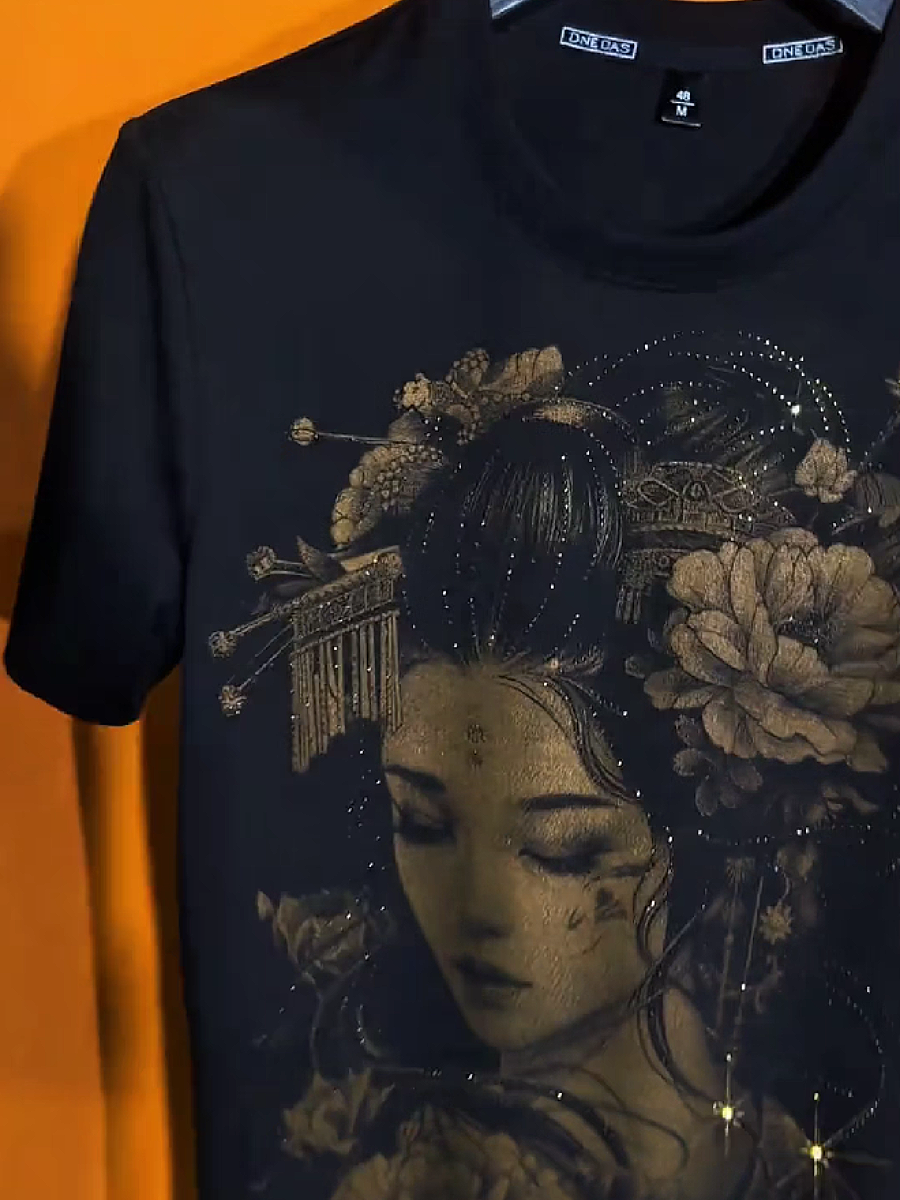 Men's Rhinestone Geisha Floral Graphic T-Shirt
