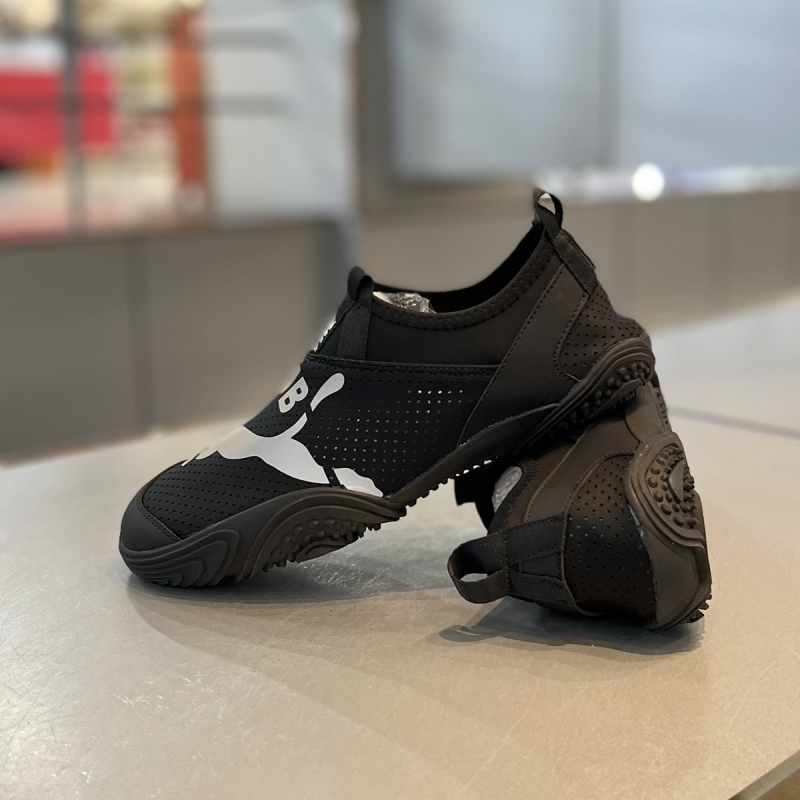 Lightweight Breathable Slip On Sneaker