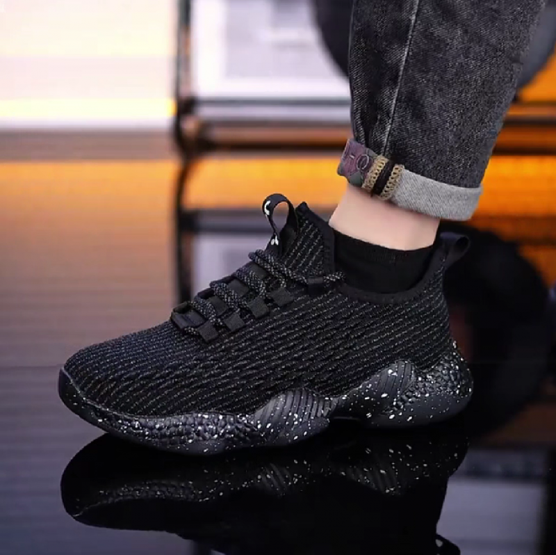 Men's Black Knit Fashion Sneakers