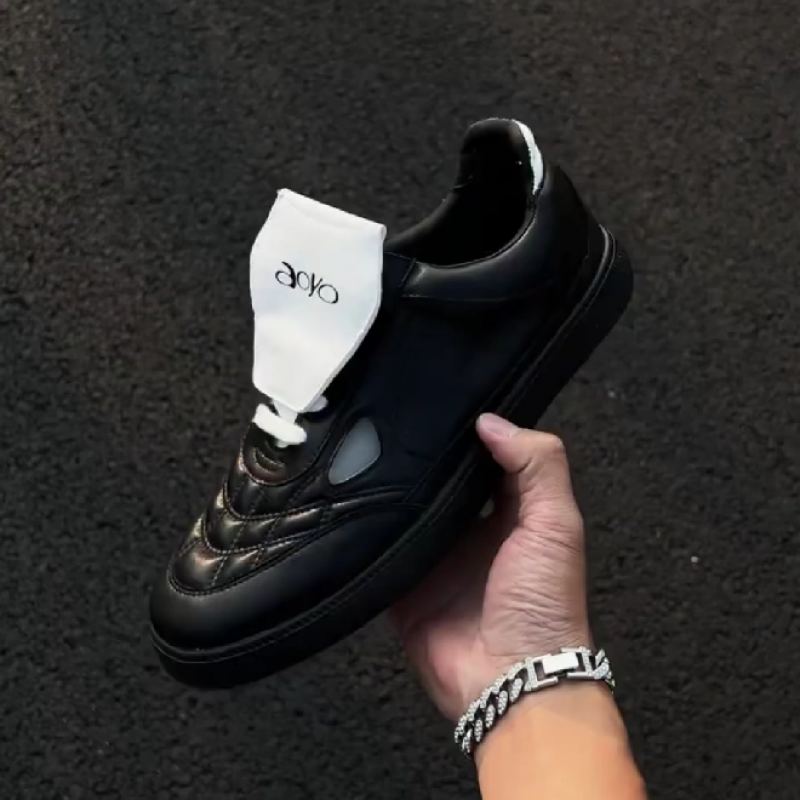 Men's Quilted Leather Casual Sneakers