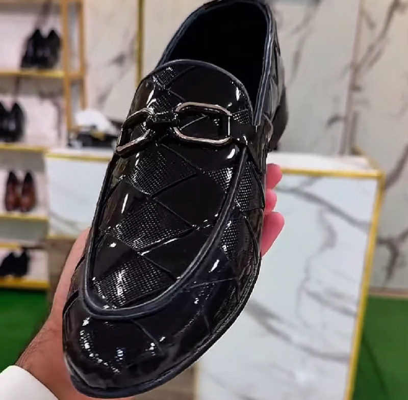 Men's Black Woven Leather Loafers