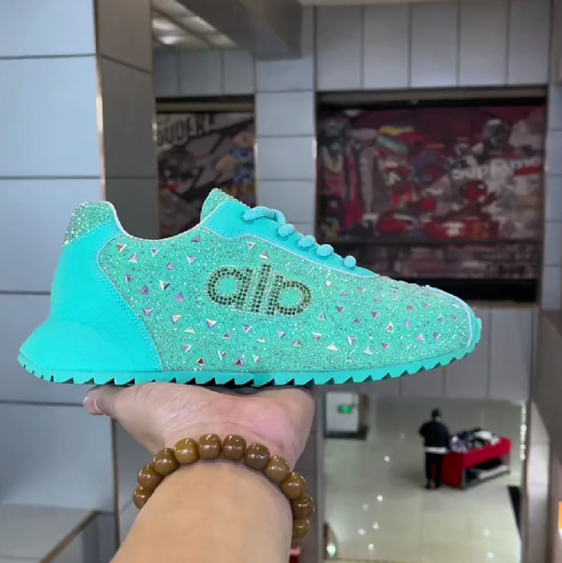 Men's Rhinestone Geometric Lace Up Sneakers