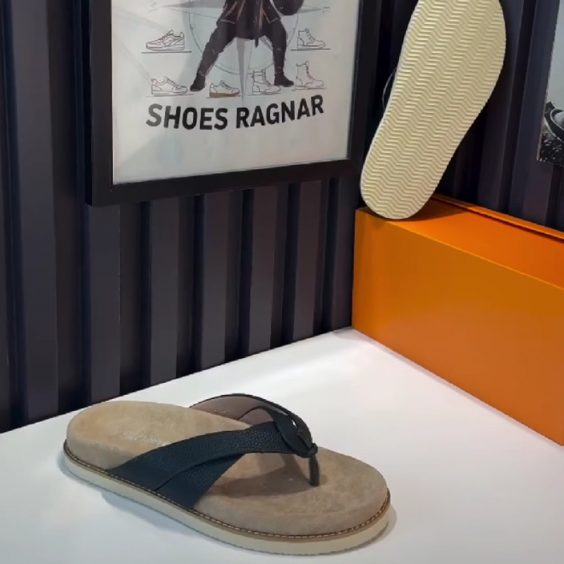 Men's Textured Strap Flip Flops