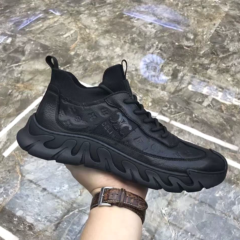 WaveSole Sneaker