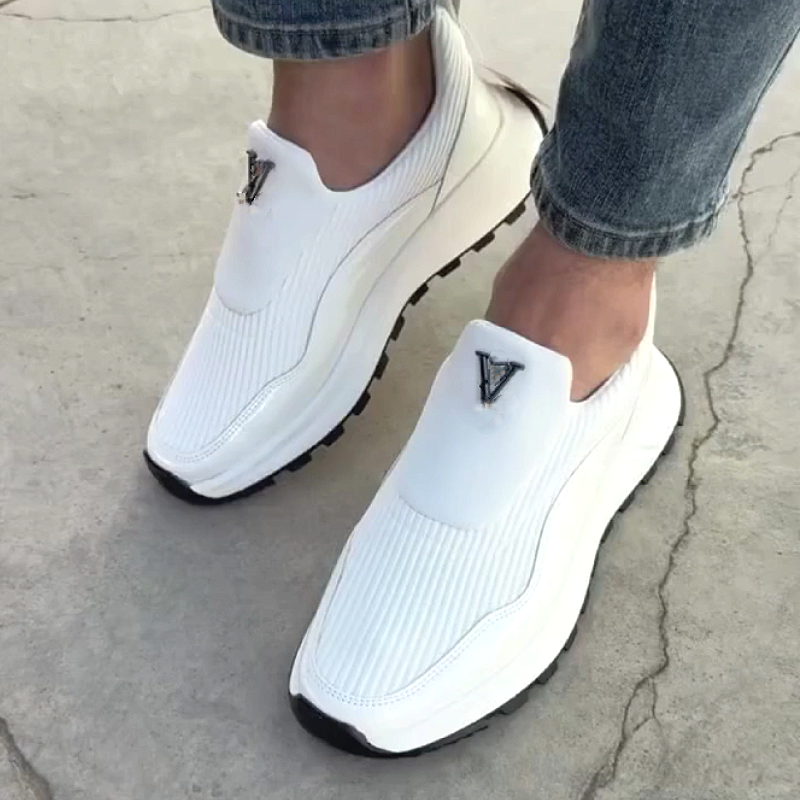 Men's Slip-On Knit Sneakers with Logo Detailing