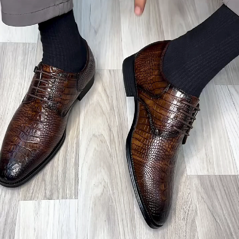 Men's Textured Leather Dress Shoes with Lace-Up Closure