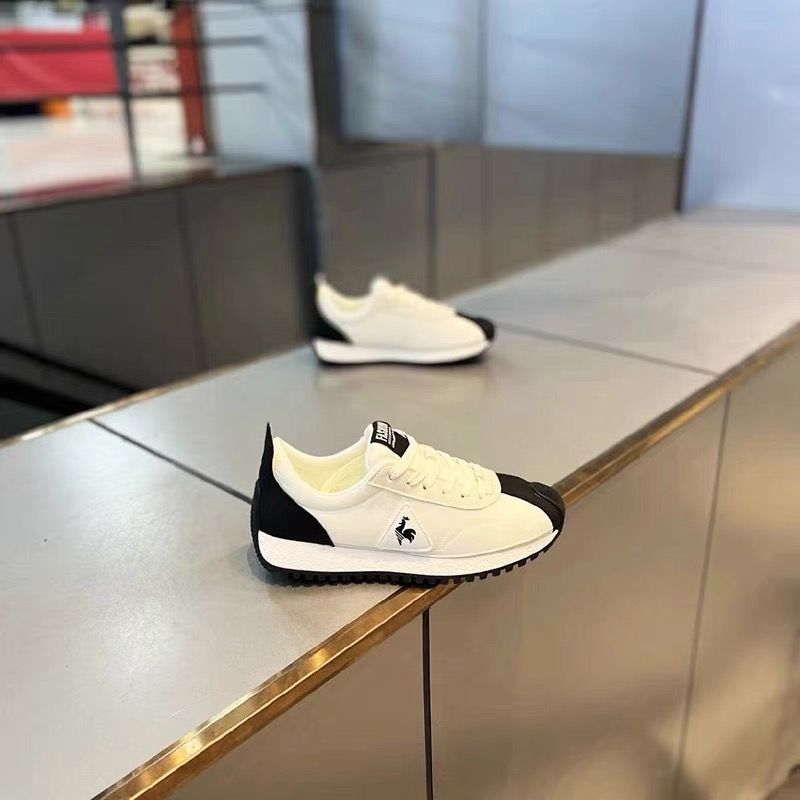 Classic Logo Running Sneaker