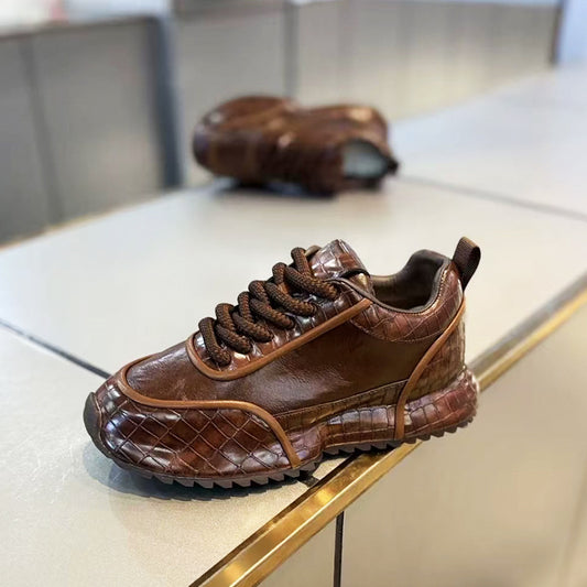 British Style Croco Texture Sneaker