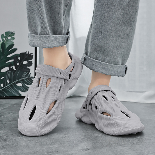 Men's Textured Clog Shoes