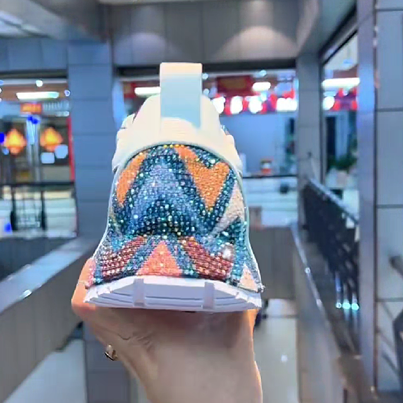 Colorful Pattern Sparkle Sneaker