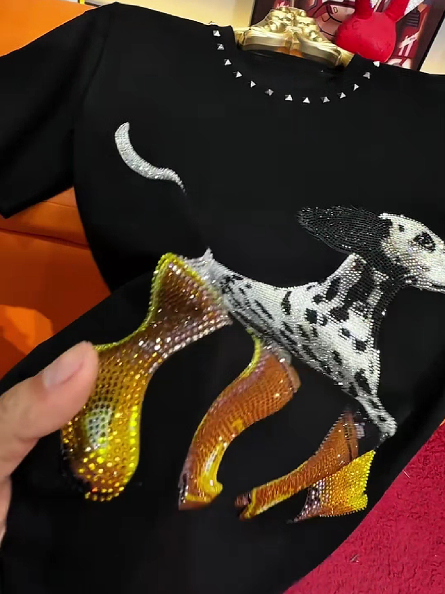 Men's Rhinestone Dog Graphic T-Shirt