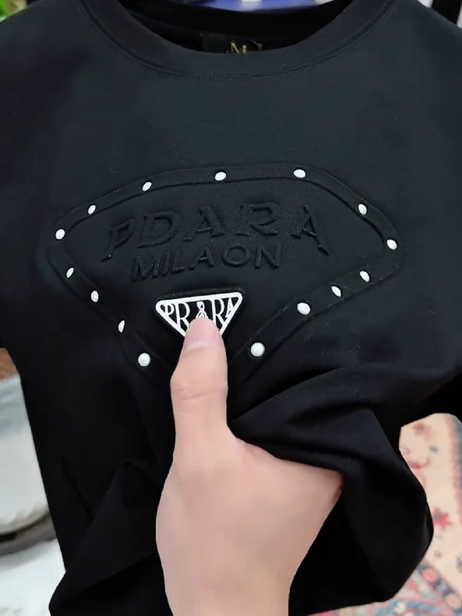 Men's Studded Triangle Emblem Crewneck T-Shirt