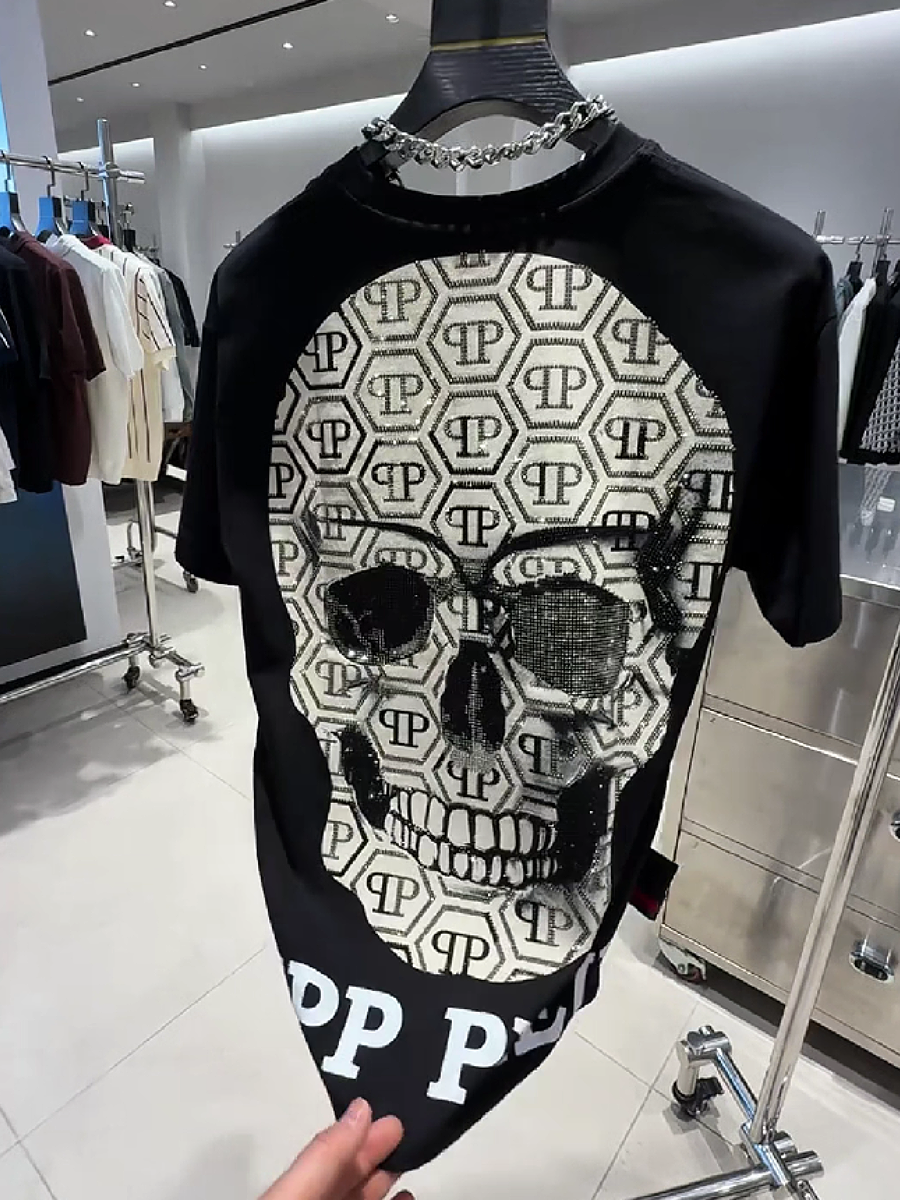 Men's Rhinestone Skull Graphic Tee
