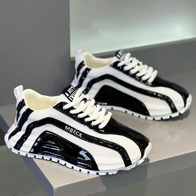 MeshWave Sneaker
