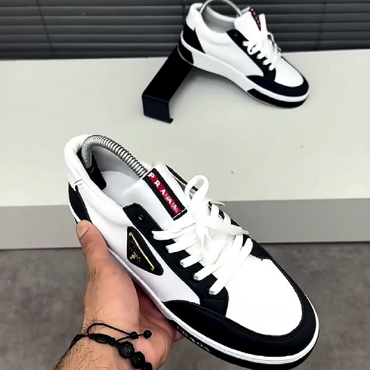 Men's Casual Sneakers with Triangle Patch Design