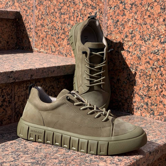 Men's Casual Lace-Up Sneakers with Flexible Sole