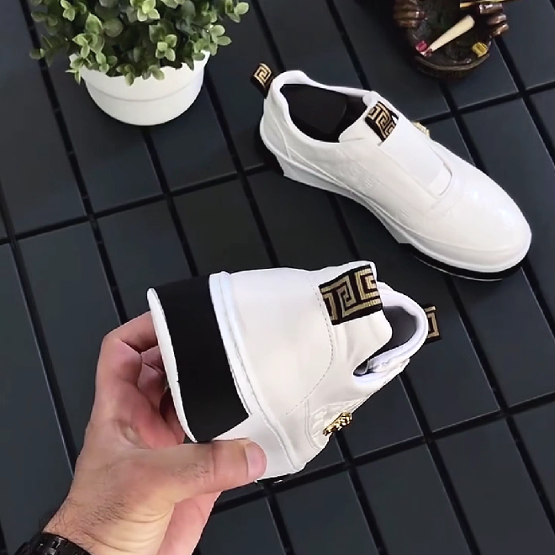 GoldLogo Slip On