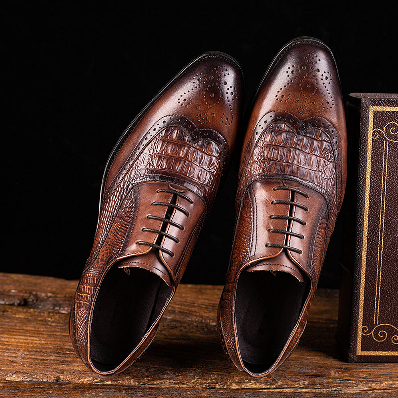 Textured Leather Oxford Shoes with Lace-Up Closure