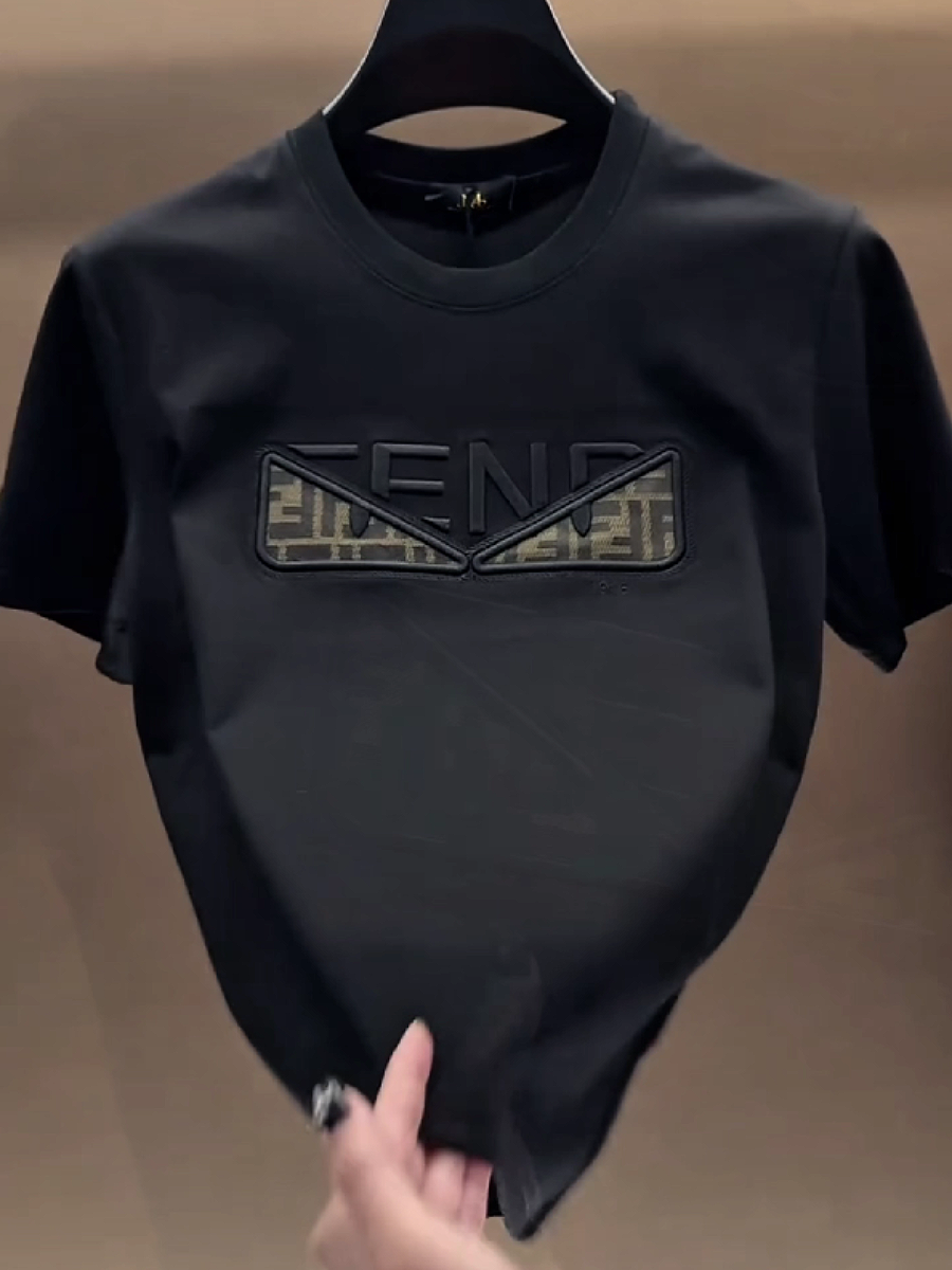 Men's Monster Eyes Embroidered Graphic T-Shirt