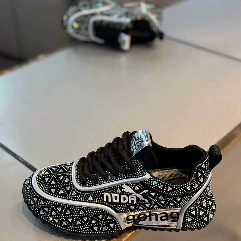 Sparkle Triangular Mesh Sneakers