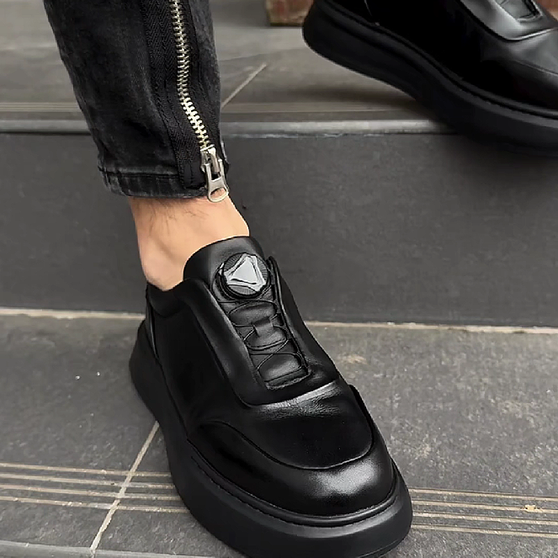 Chunky Knob Sneakers