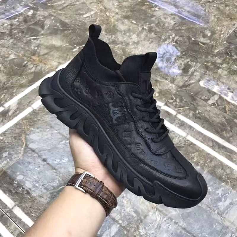 WaveSole Sneaker