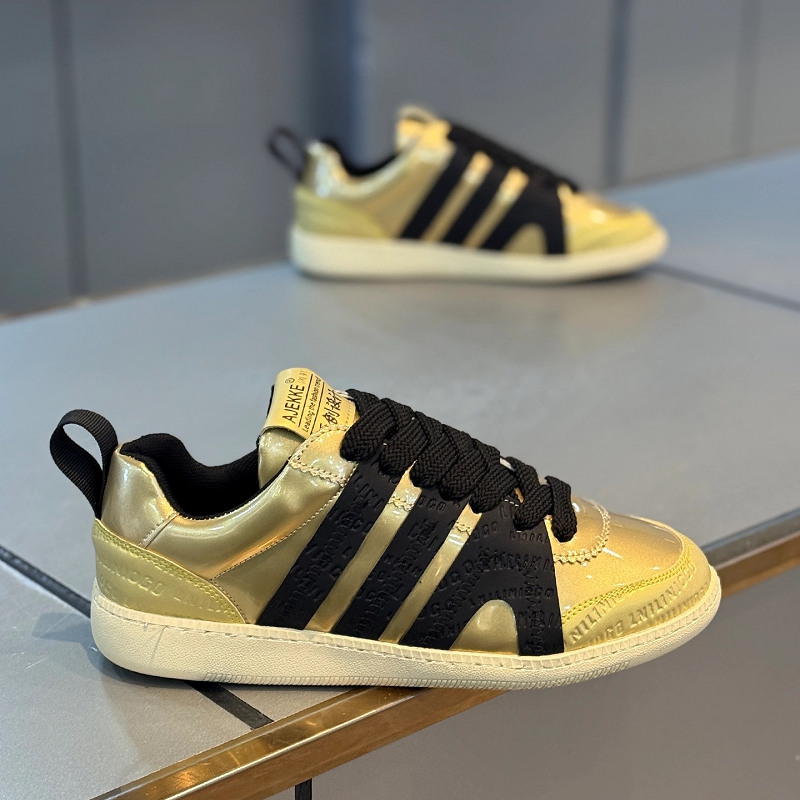 Stripe Panel Casual Sneaker