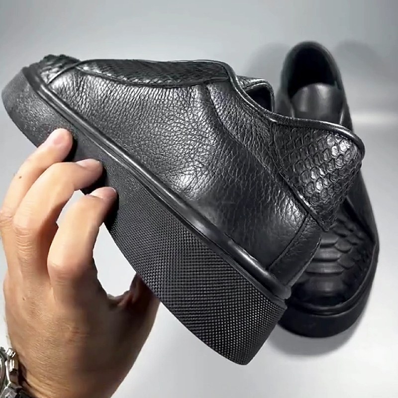 Men's Textured Leather Slip-On Casual Sneakers