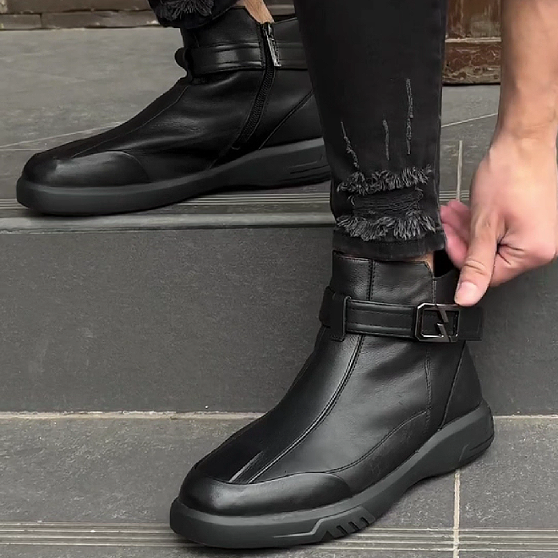 SleekBuckle MetroBoot