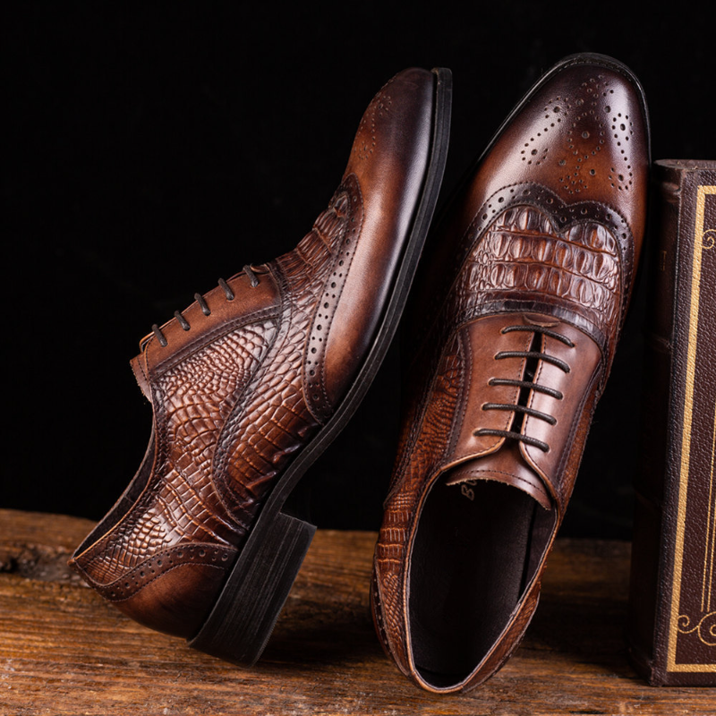 Textured Leather Oxford Shoes with Lace-Up Closure