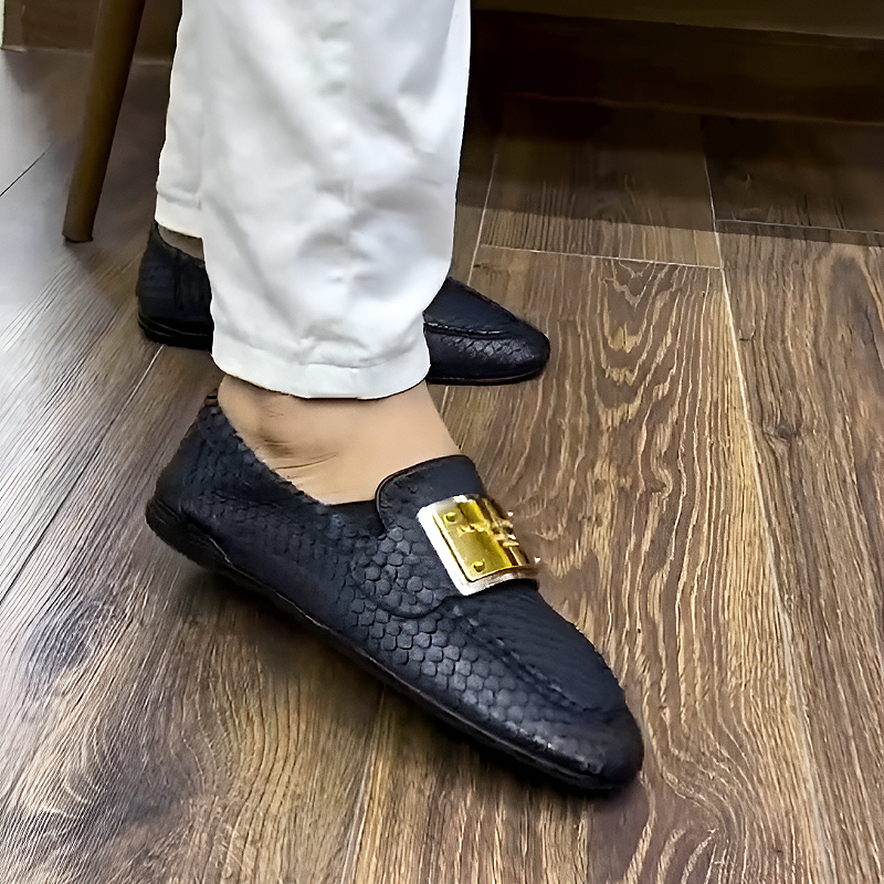 Men's Textured Leather Slip-On Loafer Shoes